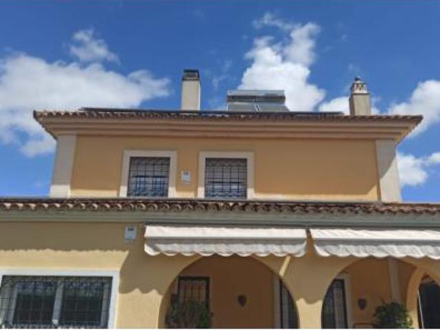Chalet en venta en Distrito de Quinto, Dos Hermanas