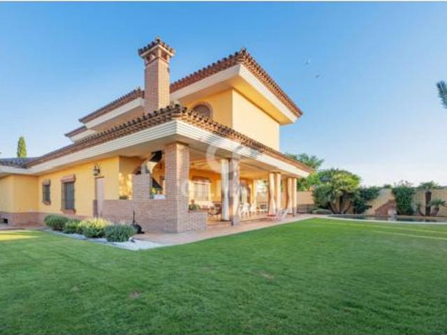 Chalet en venta en Distrito de Quinto, Dos Hermanas
