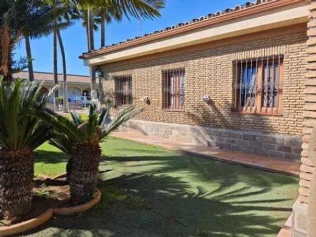 Chalet en venta en La Serrezuela, Dos Hermanas