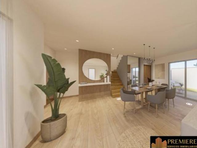 Villa en venta en Doñinos De Salamanca