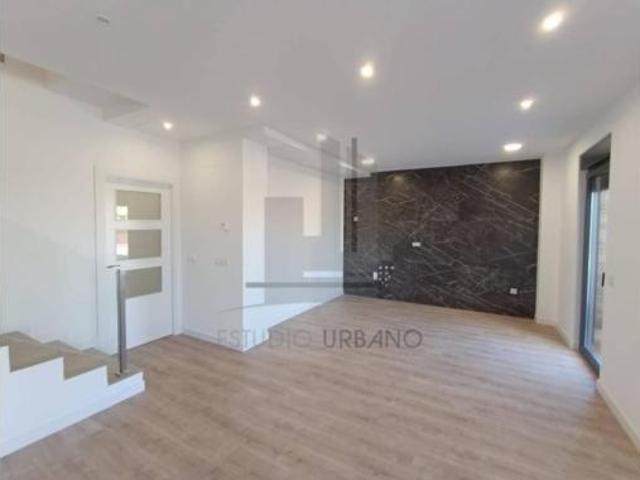 Villa en venta en Doñinos De Salamanca