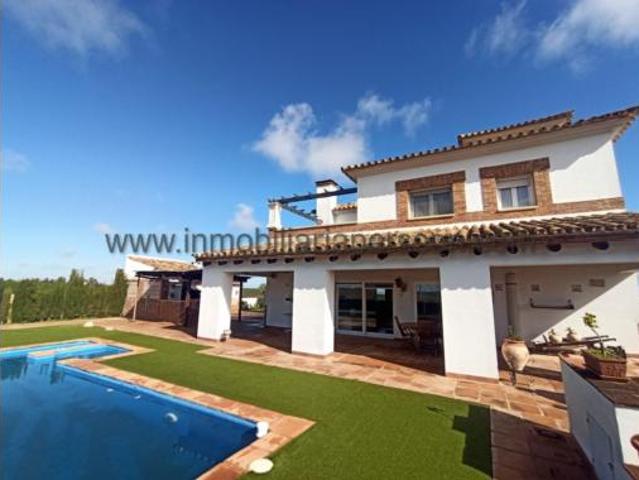Chalet en venta en Cerro de San Cristóbal, Écija