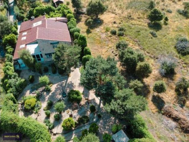 Chalet en venta en El Berrueco, Madrid