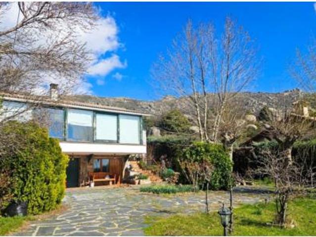 Chalet en venta en Mataelpino, El Boalo