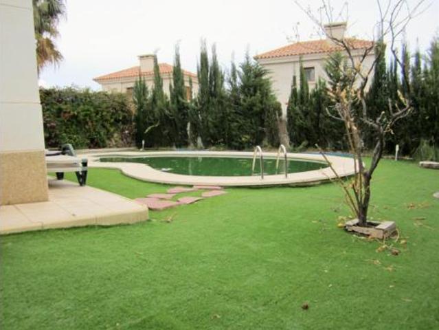 Chalet en venta en La Merced, l'Alacantí