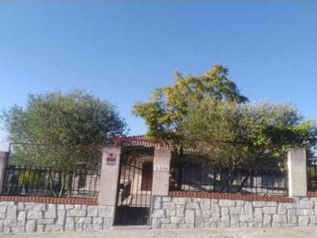 Villa en venta en El Casar De Escalona, Las Viñas