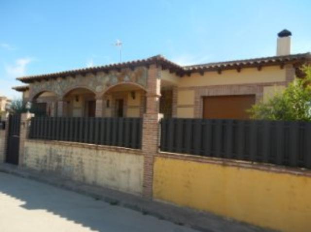 Chalet en venta en El Casar De Escalona, Castilla-La Mancha