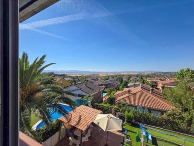 Chalet en venta en El Coto, El Casar