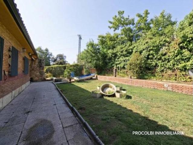 Chalet en venta en Montecalderón, El Casar