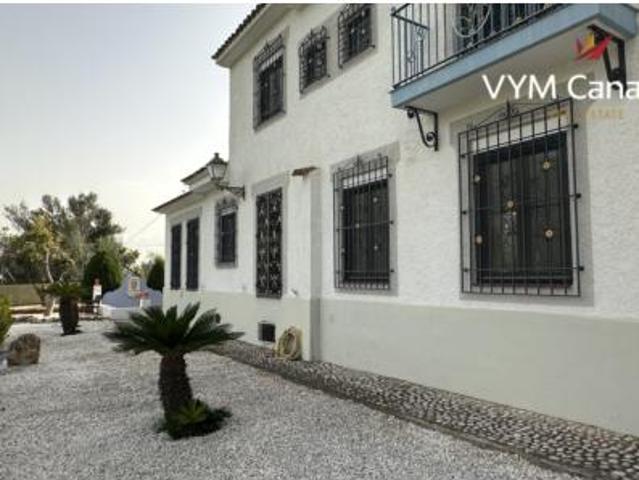 Chalet en venta en la Marina Baixa, Valencia