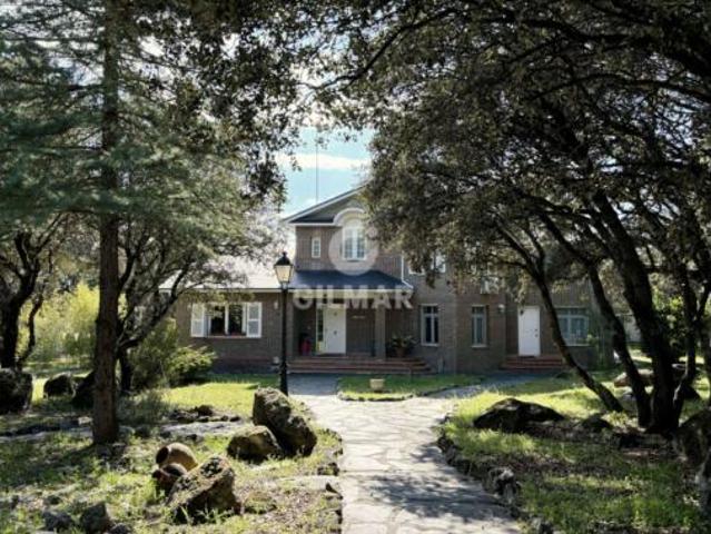 Chalet en venta en San Lorenzo De El Escorial, Madrid