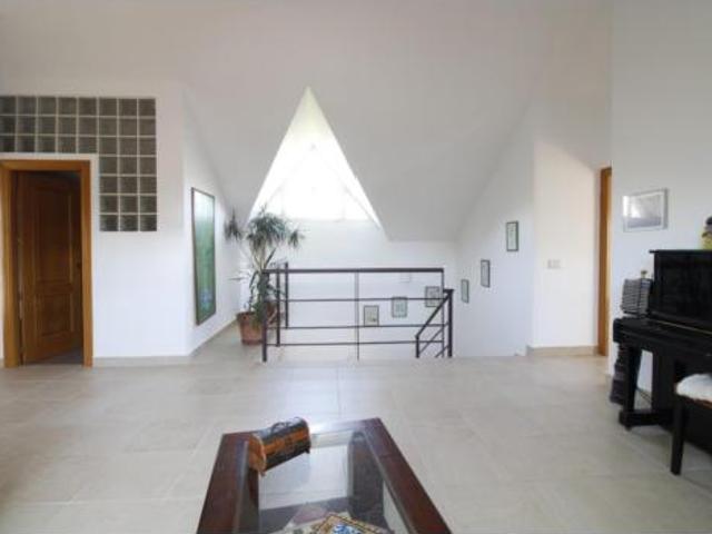 Villa en venta en El Escorial, Montencinar