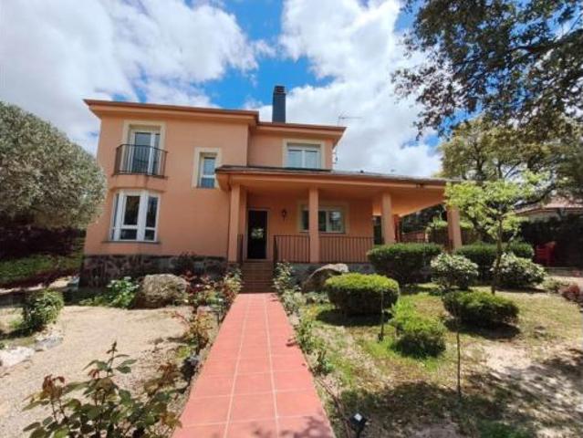 Chalet en venta en Los Ángeles de San Rafael, El Espinar
