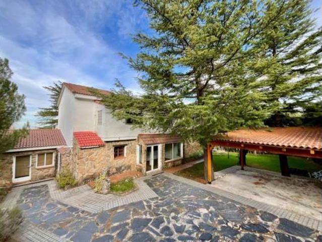 Chalet en venta en Los Ángeles de San Rafael, El Espinar