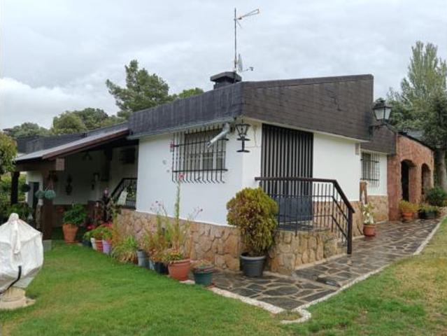 Villa en venta en El Espinar, Los Ángeles de San Rafael