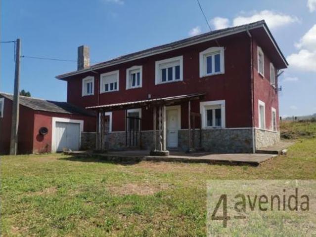 Chalet en venta en El Franco, Asturias