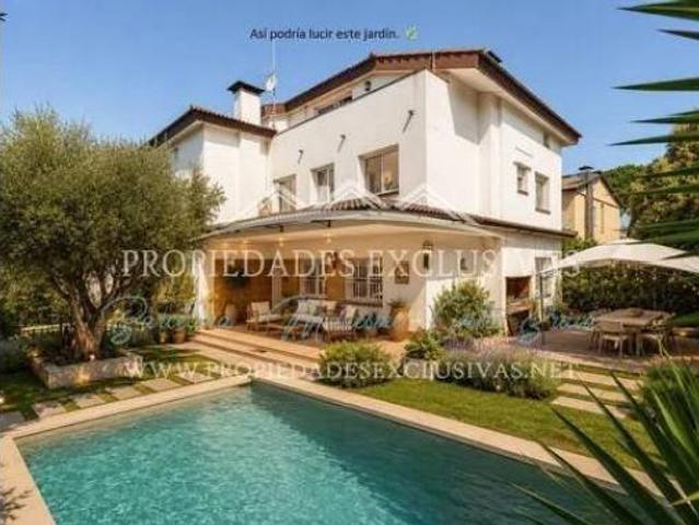 Chalet en venta en Santa Maria de Maricel, Maresme