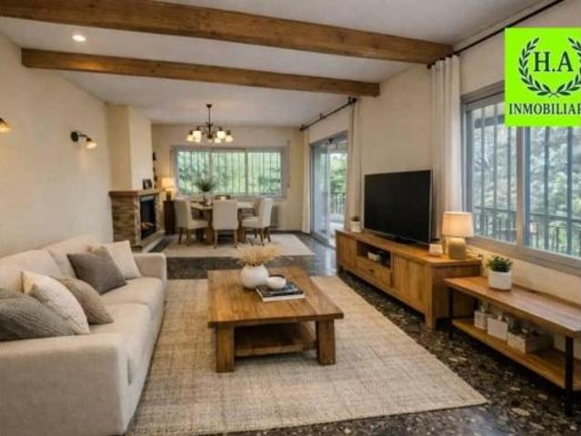 Chalet en venta en El Molar, Madrid
