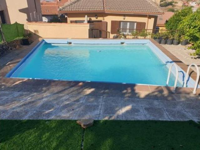 Chalet en venta en El Molar, Madrid