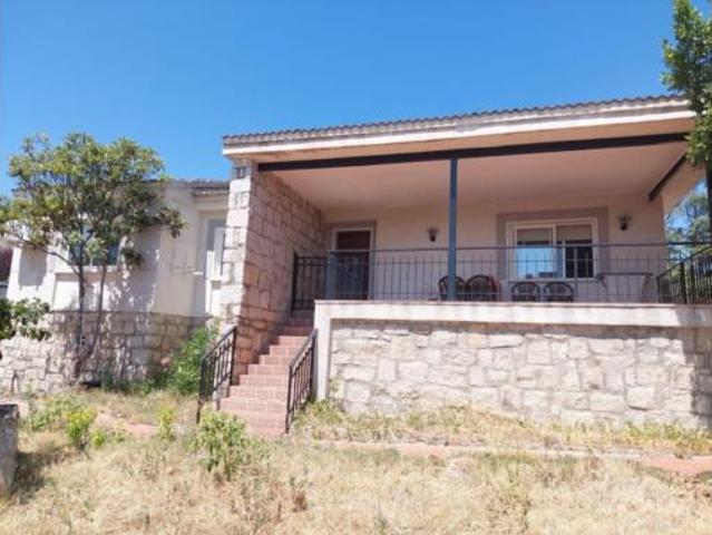 Chalet en venta en El Molar, Madrid