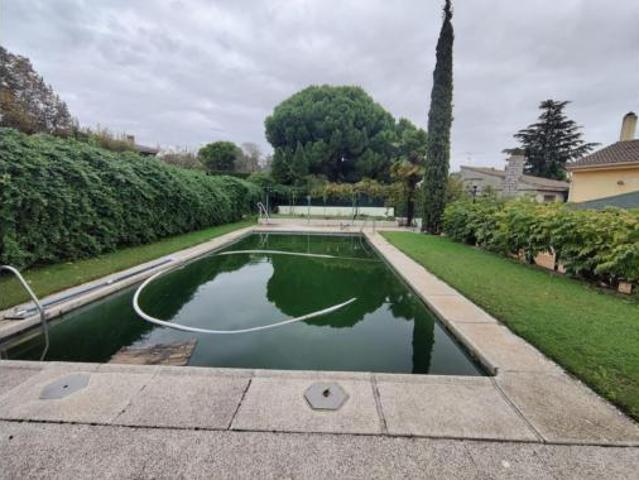 Chalet en venta en El Molar, Madrid