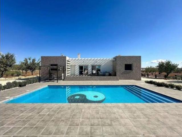 Chalet en venta en El Rodriguillo, el Vinalopó Mitjà / El Vinalopó Medio
