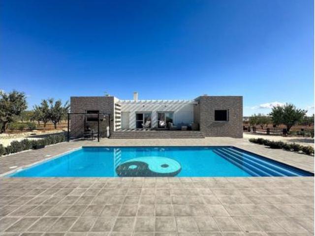 Chalet en venta en el Vinalopó Mitjà / El Vinalopó Medio, Valencia