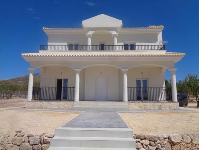 Chalet en venta en el Vinalopó Mitjà / El Vinalopó Medio, Valencia