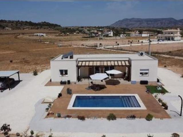 Chalet en venta en el Vinalopó Mitjà / El Vinalopó Medio, Valencia