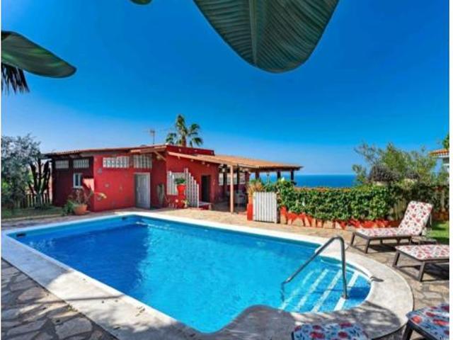 Villa en venta en Tenerife, Urbanización Jardín Zamoga