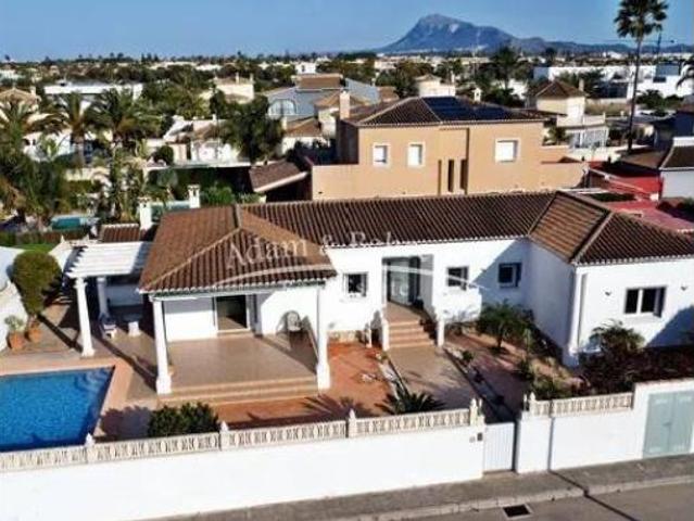 Chalet en venta en la Marina Alta, Valencia