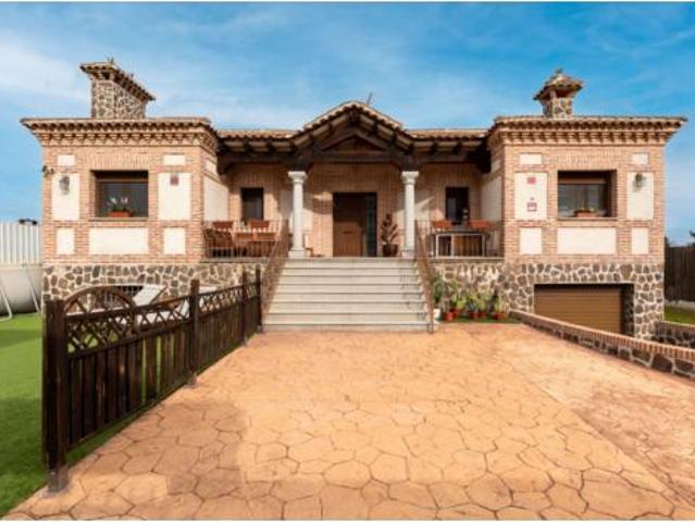 Villa en venta en El Viso De San Juan Villa en venta en El Viso De San Juan