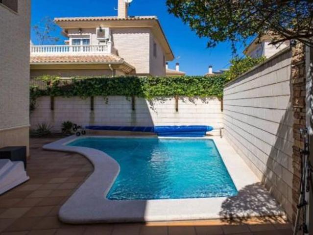 Chalet en venta en Fraternidad, el Vinalopó Mitjà / El Vinalopó Medio