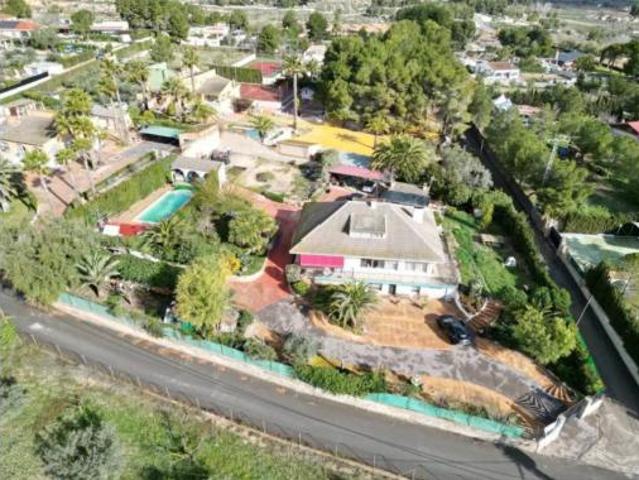 Chalet en venta en La Torreta y El Monastil, Elda