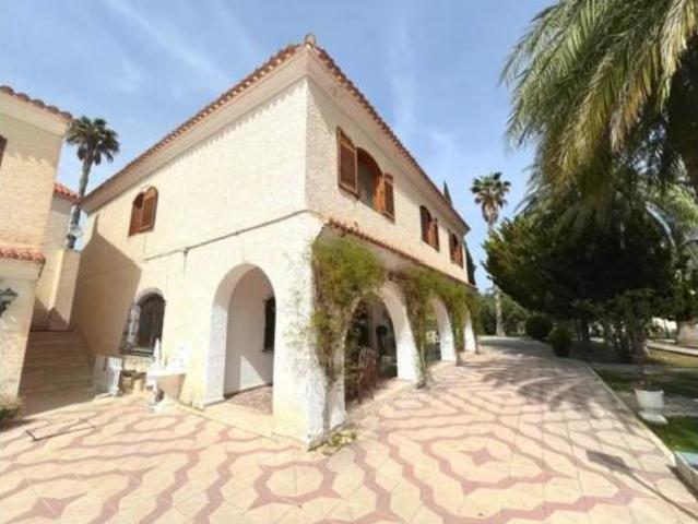 Chalet en venta en Casco Antiguo de Elda, Elda