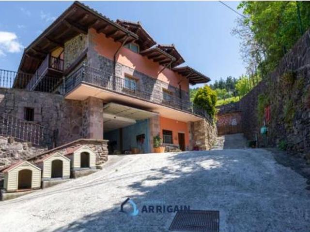 Chalet en venta en Elduain, Guipúzcoa