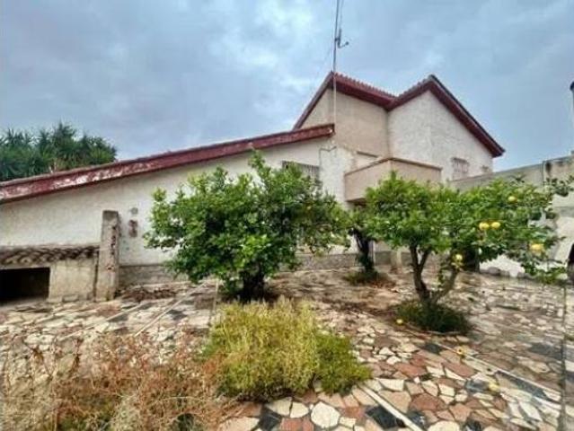 Chalet en venta en Atzavares, el Baix Vinalopó
