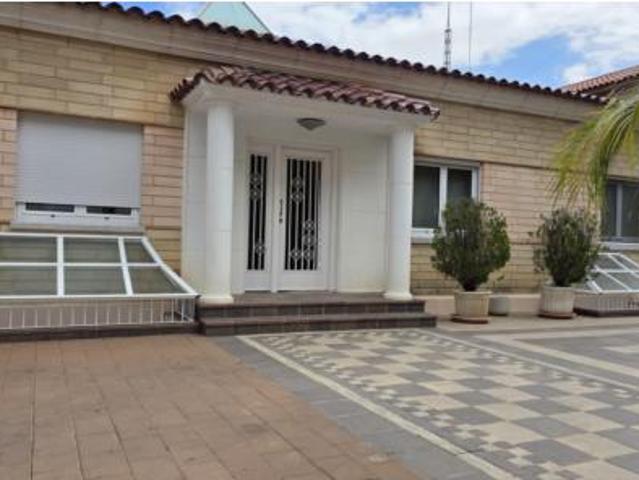 Chalet en venta en Atzavares, el Baix Vinalopó