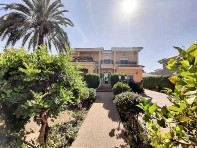 Chalet en venta en Atzavares, el Baix Vinalopó