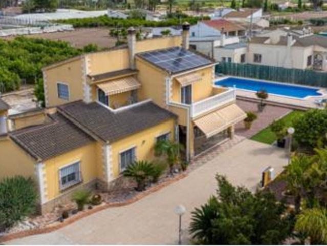 Chalet en venta en la Foia, el Baix Vinalopó