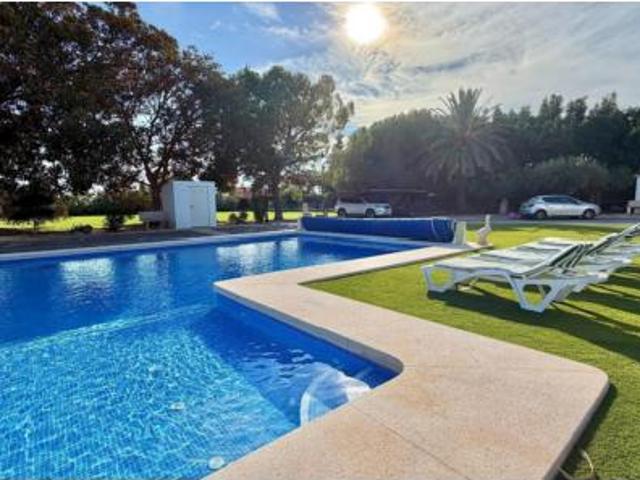 Chalet en venta en Atzavares, el Baix Vinalopó