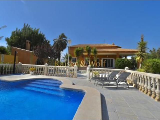 Chalet en venta en la Foia, el Baix Vinalopó