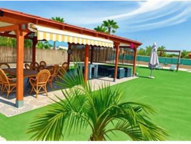 Chalet en venta en la Foia, el Baix Vinalopó