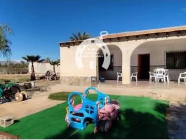 Chalet en venta en Algorós, el Baix Vinalopó