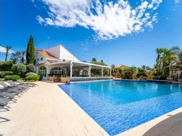 Chalet en venta en Atzavares, el Baix Vinalopó