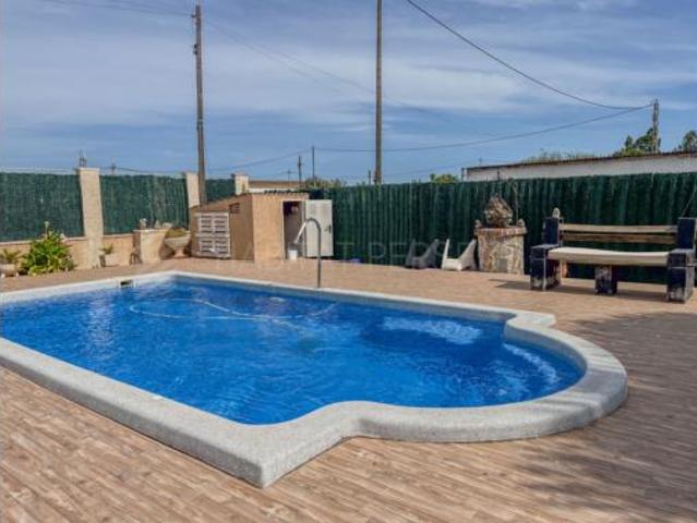 Chalet en venta en Atzavares, el Baix Vinalopó