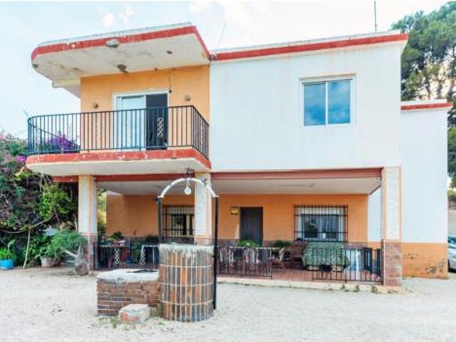 Chalet en venta en la Punyalà, el Baix Vinalopó