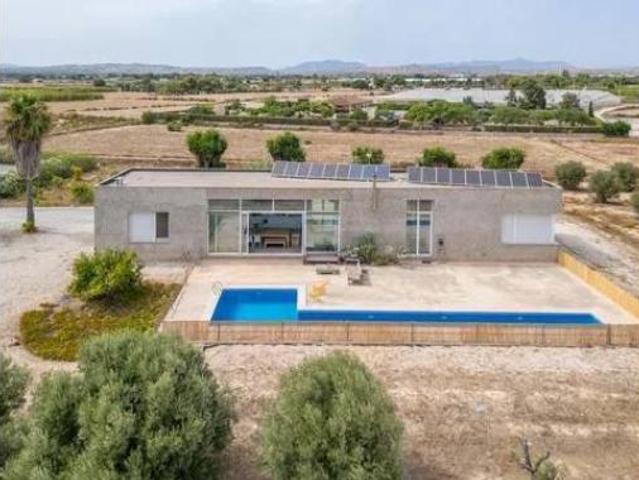 Chalet en venta en Atzavares, el Baix Vinalopó