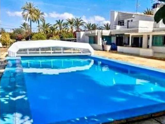 Chalet en venta en la Foia, el Baix Vinalopó