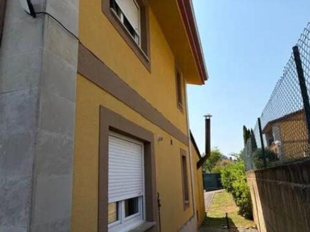 Chalet en venta en Navajeda, Entrambasaguas